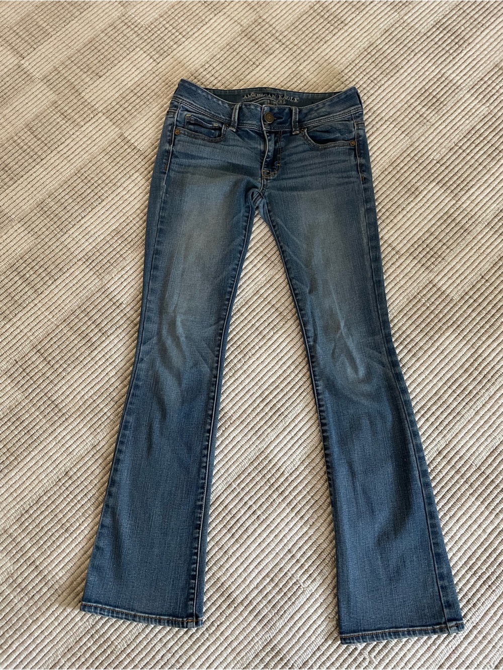 Y2K Vintage American Eagle Mid Wash Blue Kickboot Stretch Bellbottom Jeans Size4